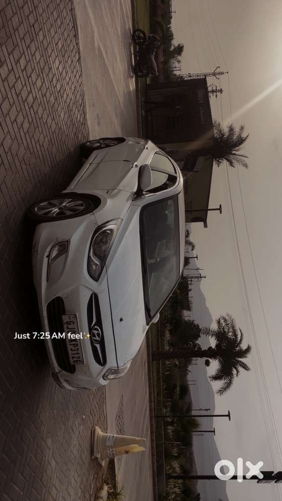 Hyundai Fluidic Verna 2012