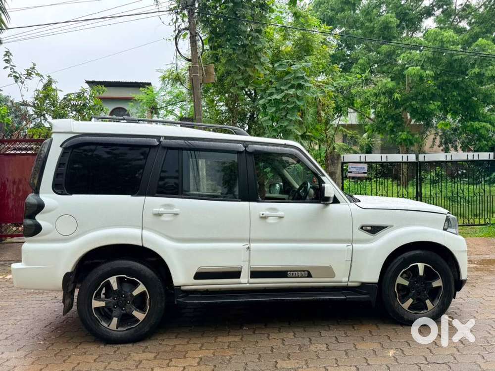 Mahindra Scorpio Classic 2023