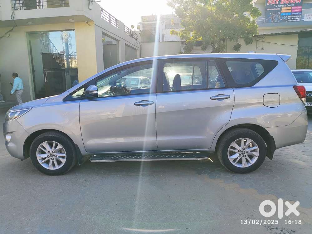 Toyota Innova Crysta 2.8 Gx At, 2017, Diesel