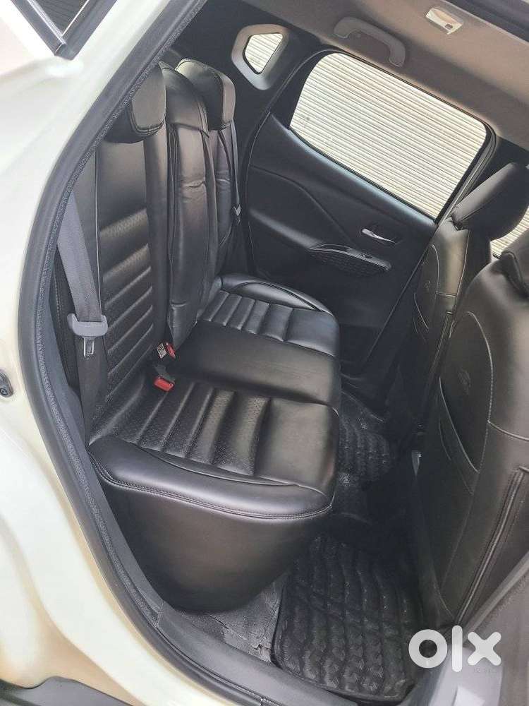 Nissan Magnite, 2025, Petrol