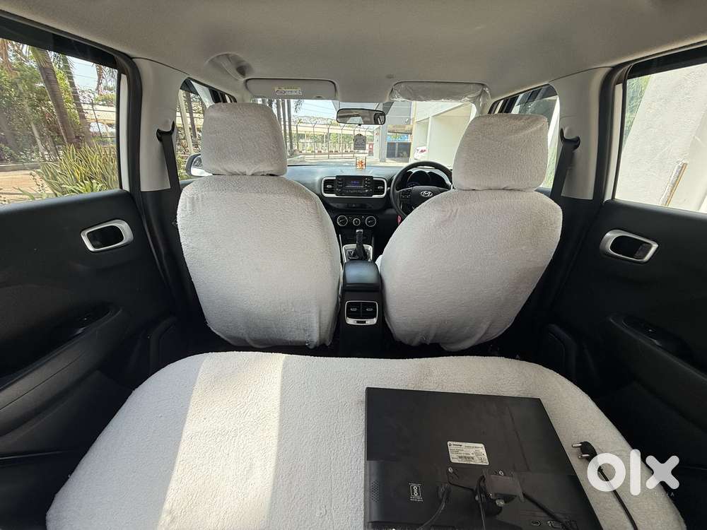 Hyundai Venue 1.2 S (o), 2021, Petrol