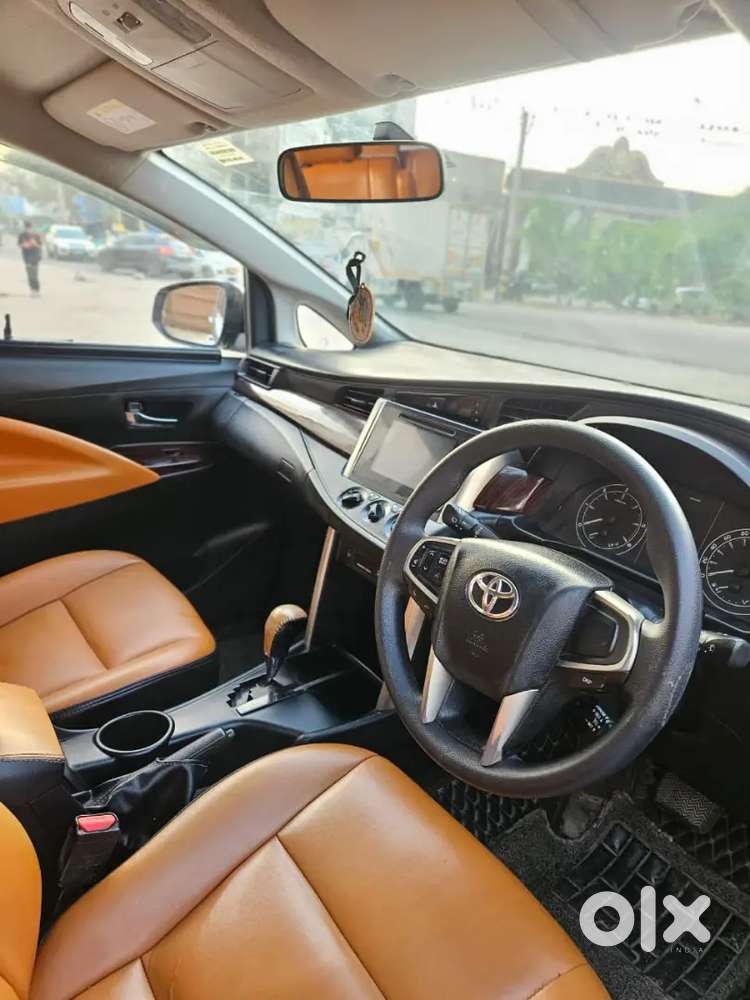 Toyota Innova Crysta 2.8 2019