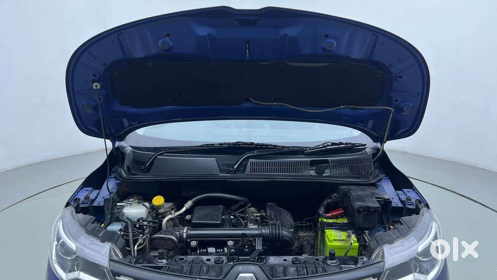 Renault Triber Rxz Easy-r Amt, 2020, Petrol