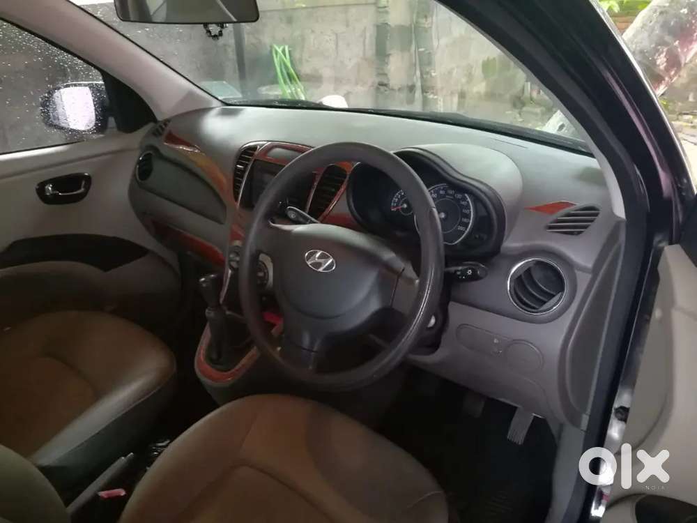 2011 Model I10 Car For Sale