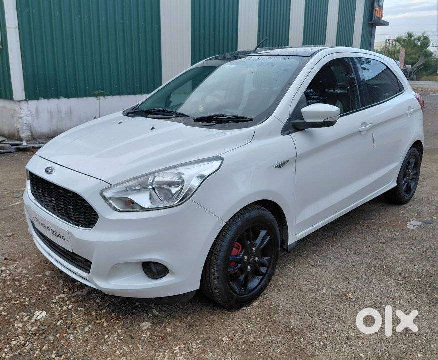 Ford Figo, 2015, Petrol