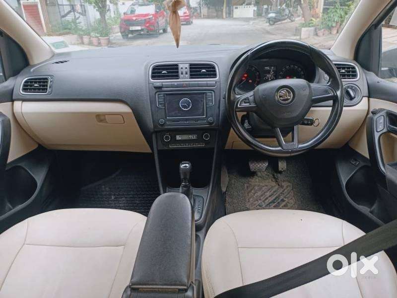 Skoda Rapid 1.6 Mpi Ambition, 2019, Petrol