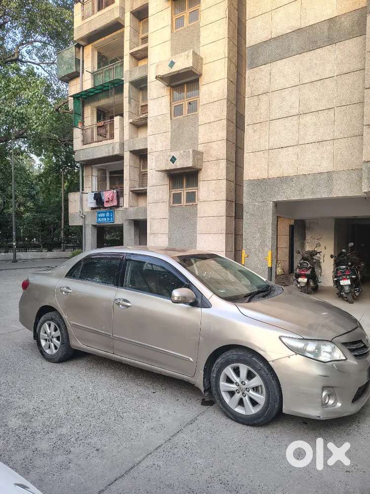 Toyota Corolla 2013 Petrol Well Maintained