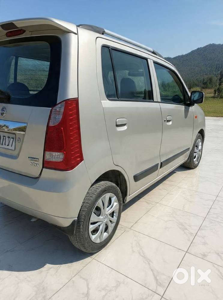 Maruti Suzuki Wagon R Vxi Amt1.2, 2018, Petrol
