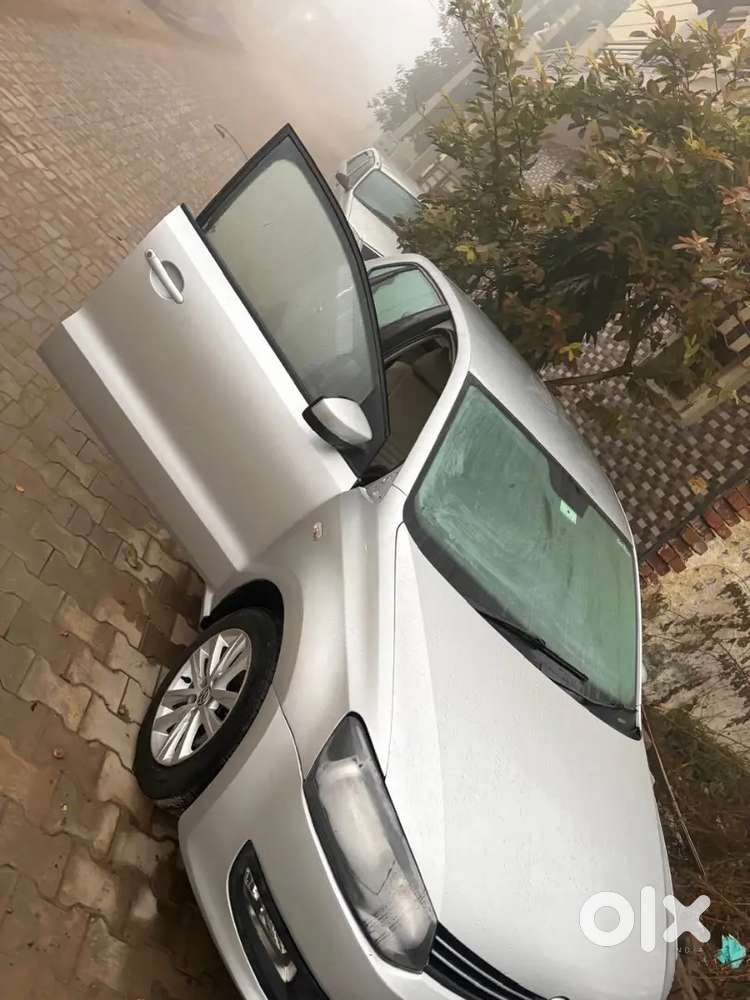 Volkswagen Polo 2013 Diesel 90000 Km Driven Grey Colour