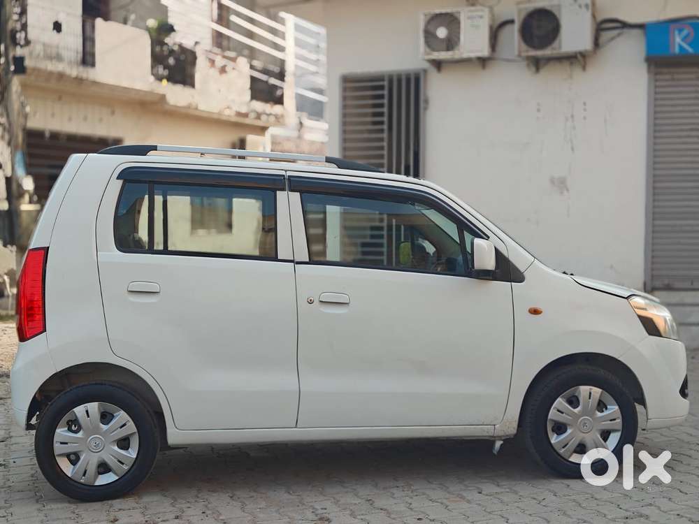 Maruti Suzuki Wagon R Vxi, 2012, Petrol