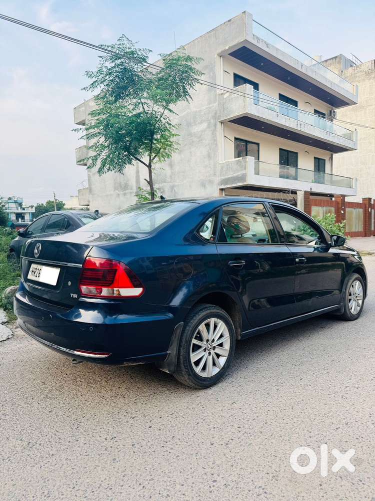 Volkswagen Vento 1.2 Tsi Highline Plus At, 2015, Petrol