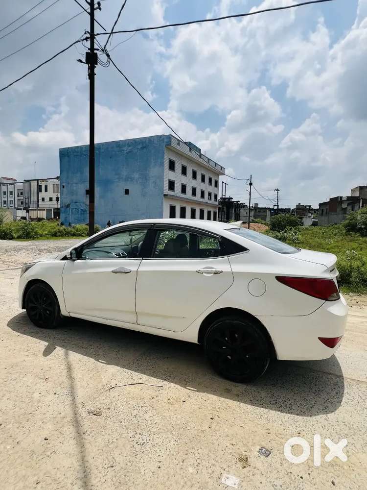 Hyundai Verna 2015 Variant