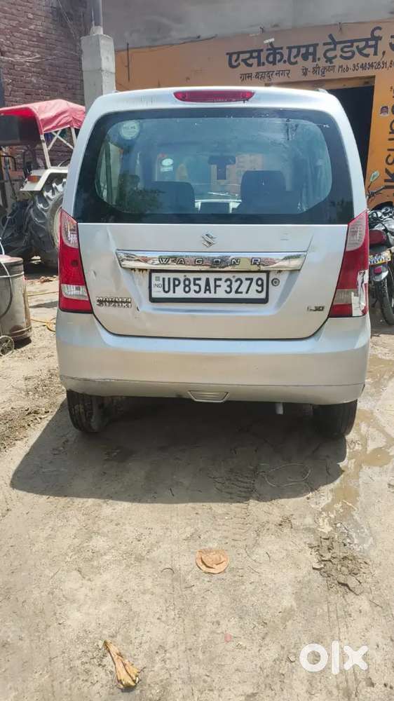 Gadi Achi Hai Side Paint Hai Beema Nhi Hai