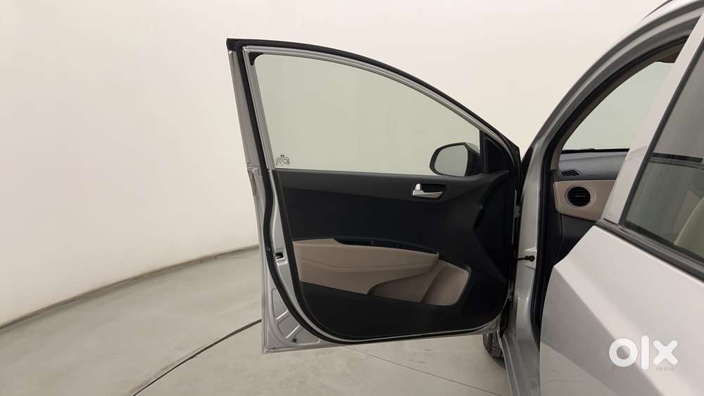 Hyundai Grand I10 1.2 Kappa Vtvt Asta (o) At, 2016, Petrol