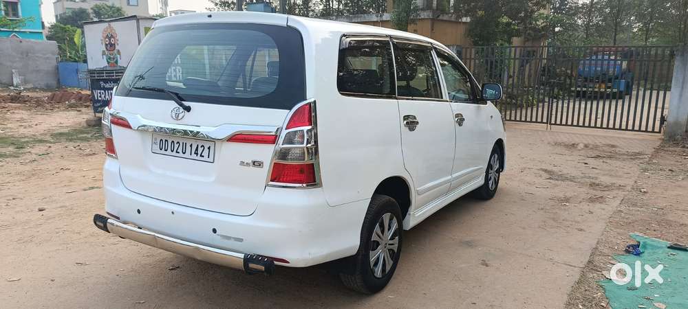 Toyota Innova 2.5 G (diesel) 8 Seater, 2015, Diesel