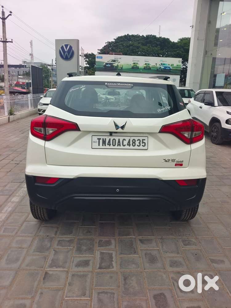 Mahindra Xuv300 W6, 2023, Petrol