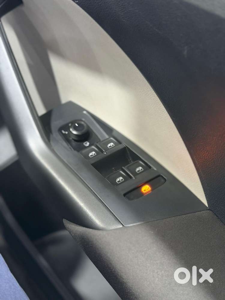 Volkswagen Taigun 1.0 Tsi Highline At, 2021, Petrol