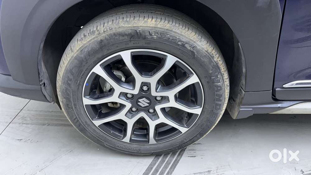 Maruti Suzuki Xl6 1.5 Zeta Mt, 2023, Petrol