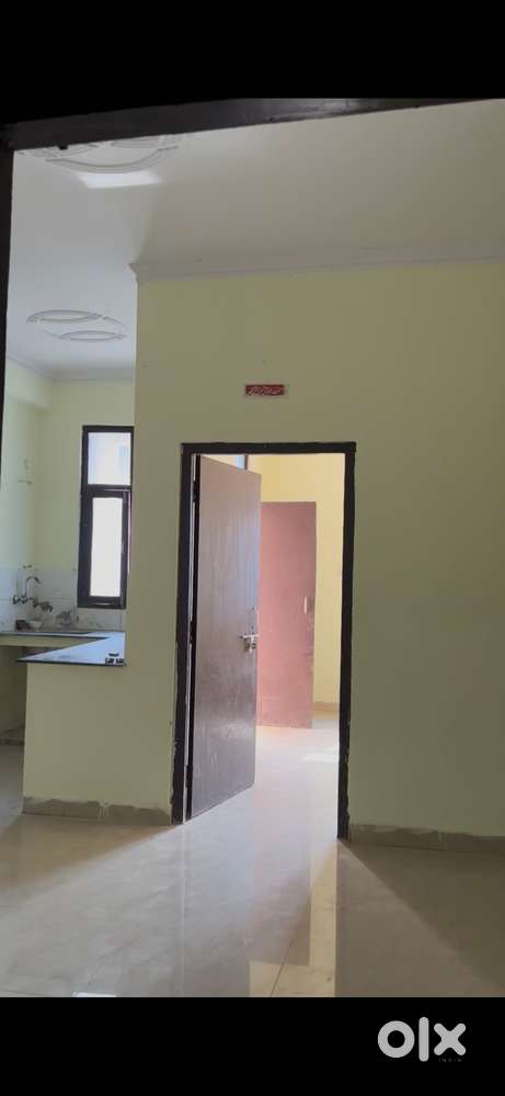 BHK Flat for Rent near Era Medical College, Lucknow (Main Road