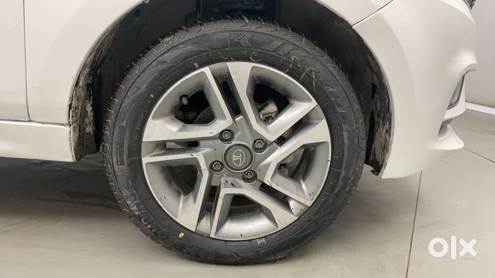 Tata Tigor Xza Plus, 2022, Petrol