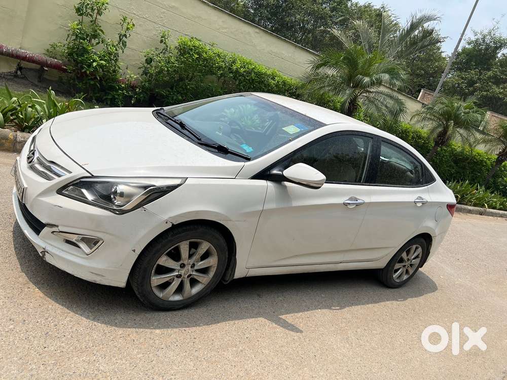 Hyundai Fluidic Verna 2015
