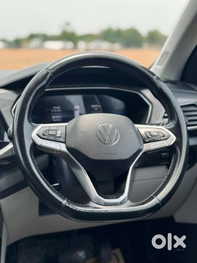 Volkswagen Taigun 1.0 Tsi Topline At, 2023, Petrol