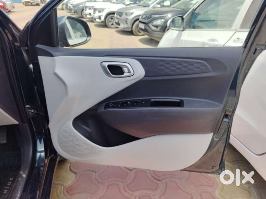 Hyundai Grand I10 Nios Sportz 1.2 Kappa Cng, 2023, Petrol