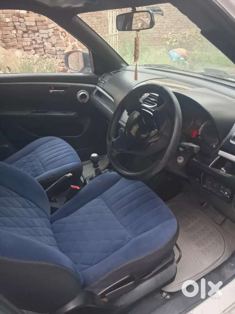 Maruti Suzuki Swift 2013 Cng & Hybrids 80000 Km Driven