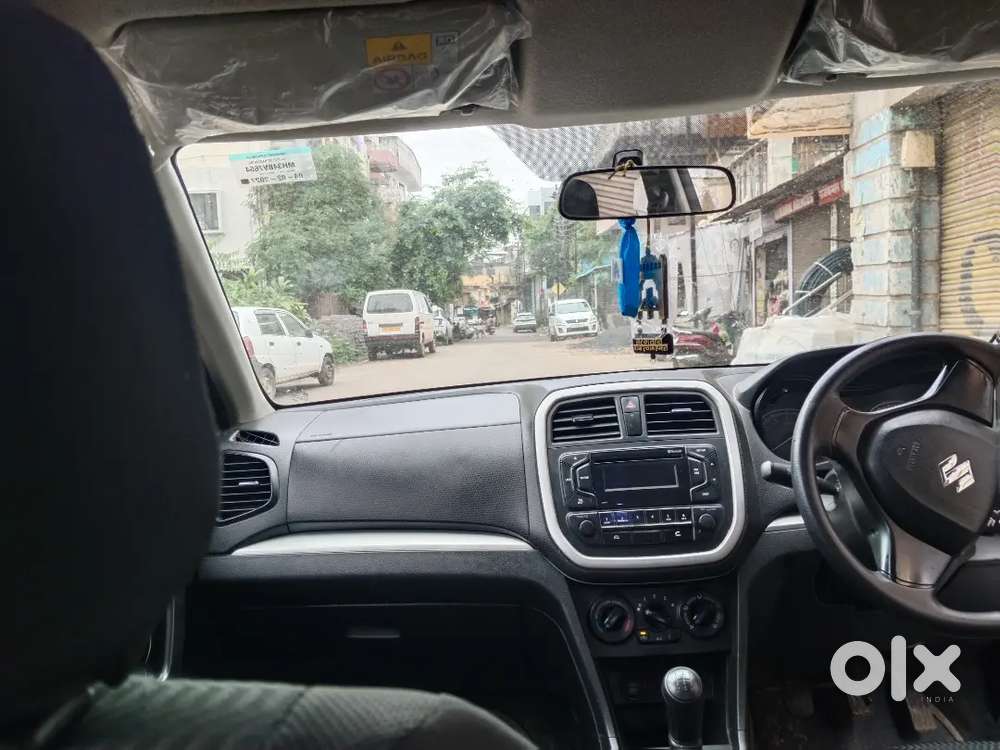 2022 Maruti Suzuki Brezza Lxi S-cng