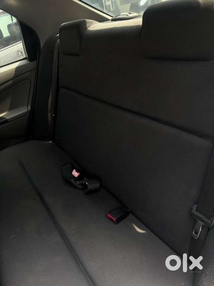 Toyota Etios 2010-2012 G, 2011, Petrol