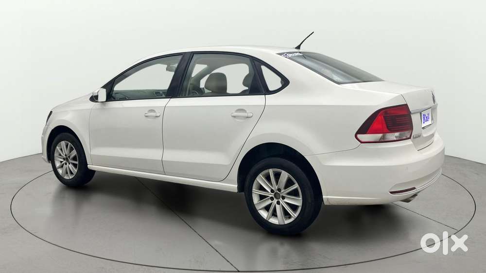 Volkswagen Vento Petrol Highline AT, 2015, Petrol