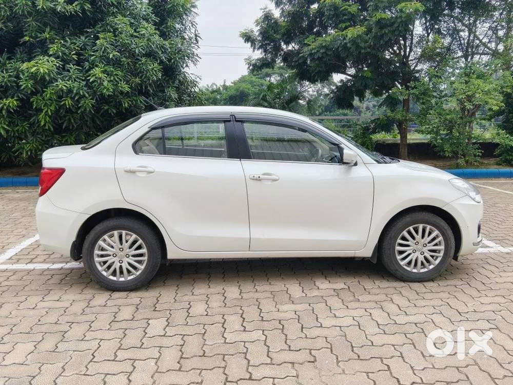 Maruti Suzuki Dzire 1.2 Zxi, 2019, Petrol