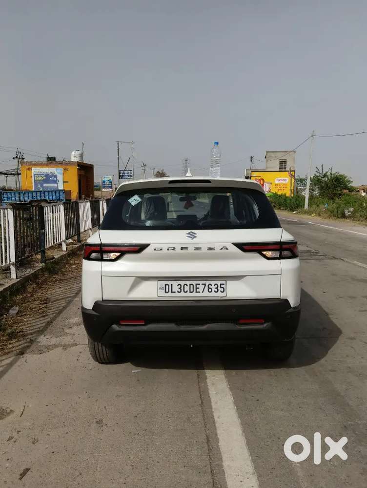 Maruti Suzuki Brezza 2026 Cng & Hybrids 035 Km Driven