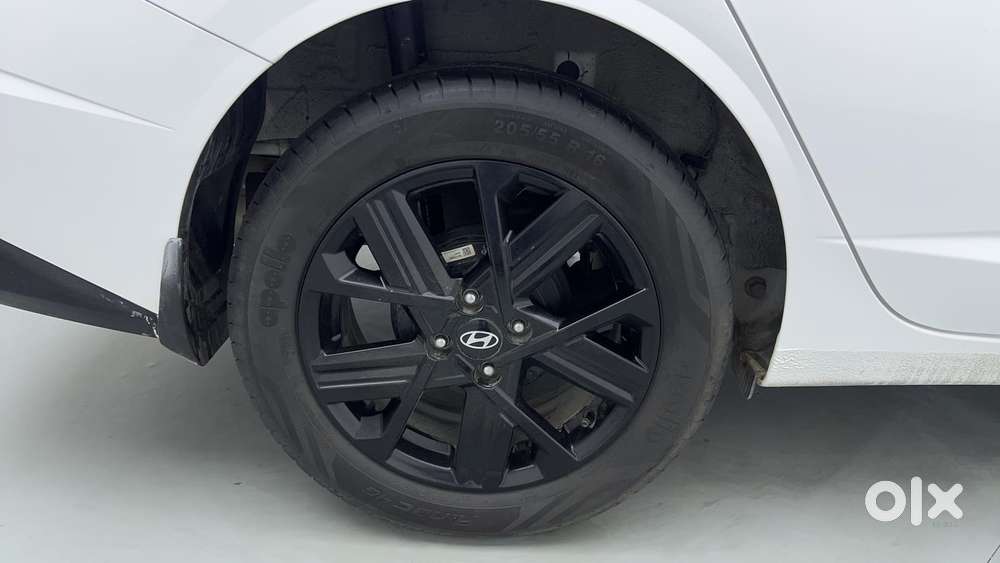 Hyundai Verna 1.5 Sx Turbo Petrol Mt, 2023, Petrol