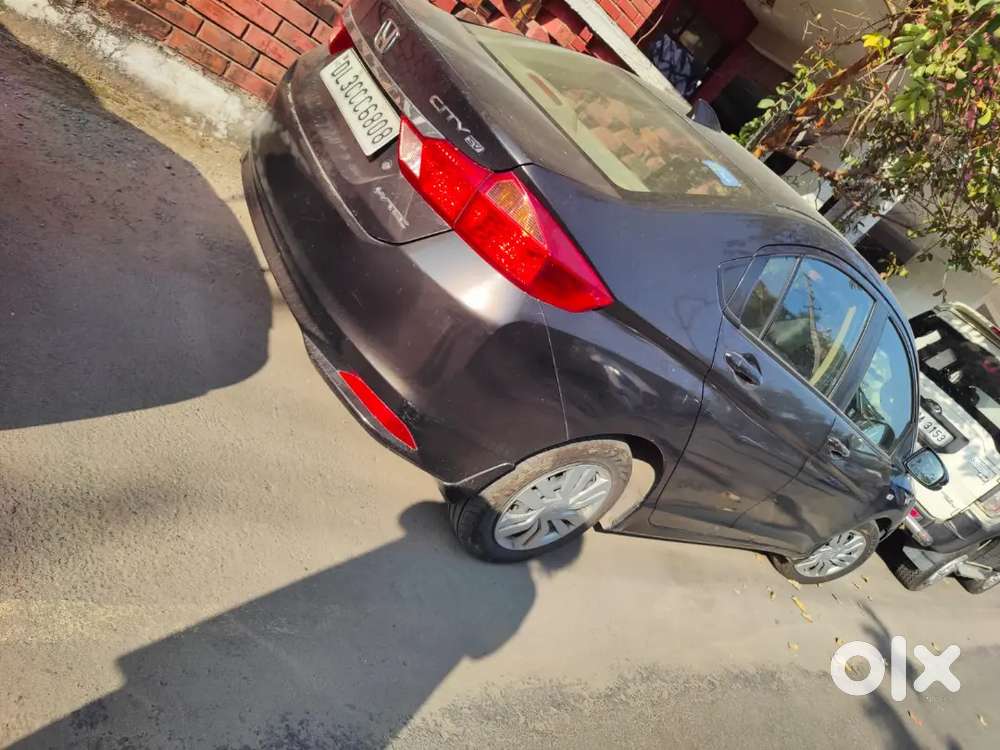 Honda City V At 2015