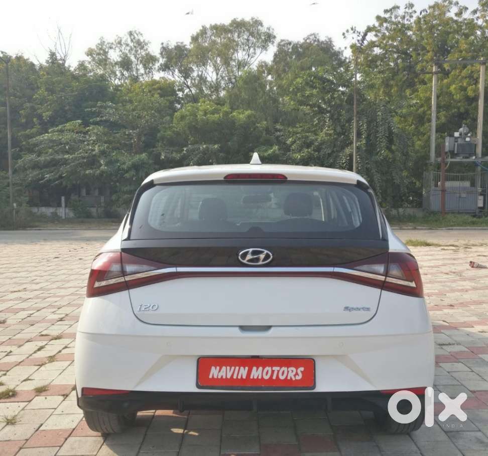 Hyundai I20 Sportz 1.2 Mt, 2023, Petrol