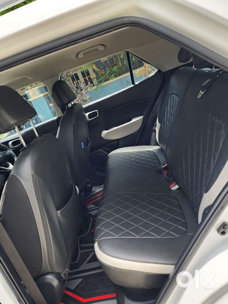 Hyundai Venue 1.2 S (o), 2024, Petrol