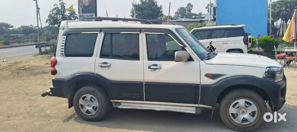 Mahindra Scorpio 2.5 S2 2017