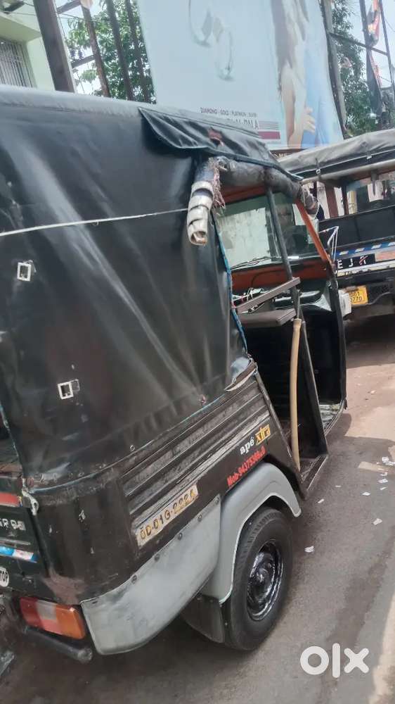 Ape Auto Sel