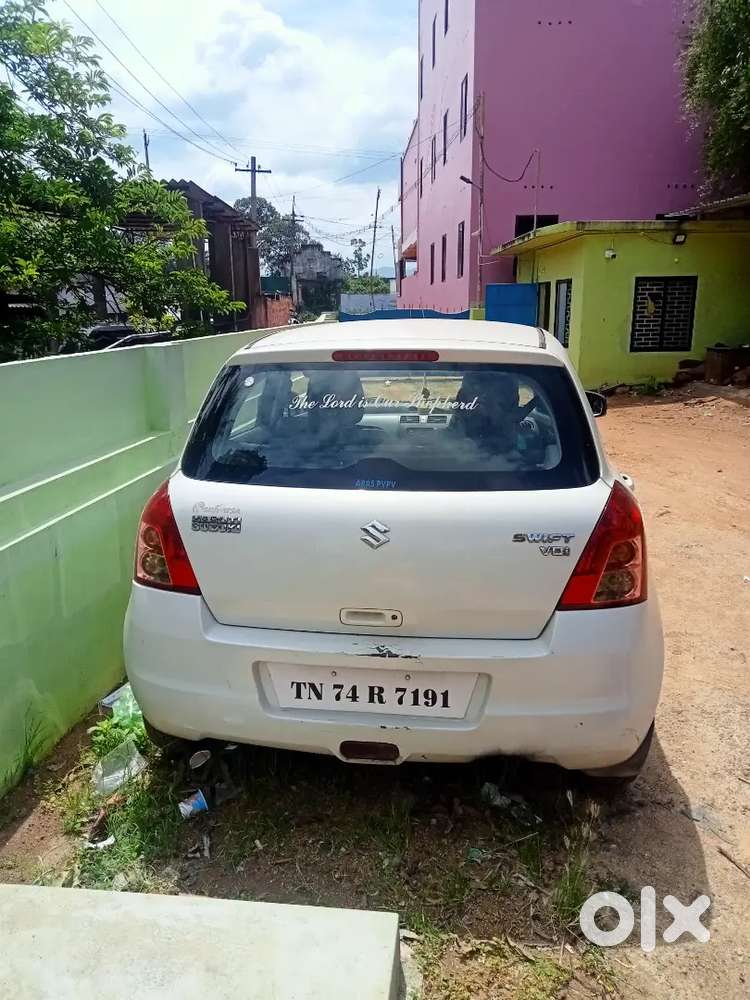 Maruti Suzuki Swift 2010 Diesel 130000 Km Driven