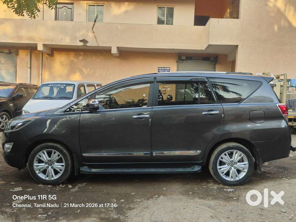 Toyota Innova Crysta 2.8z Automatic, 2019, Diesel