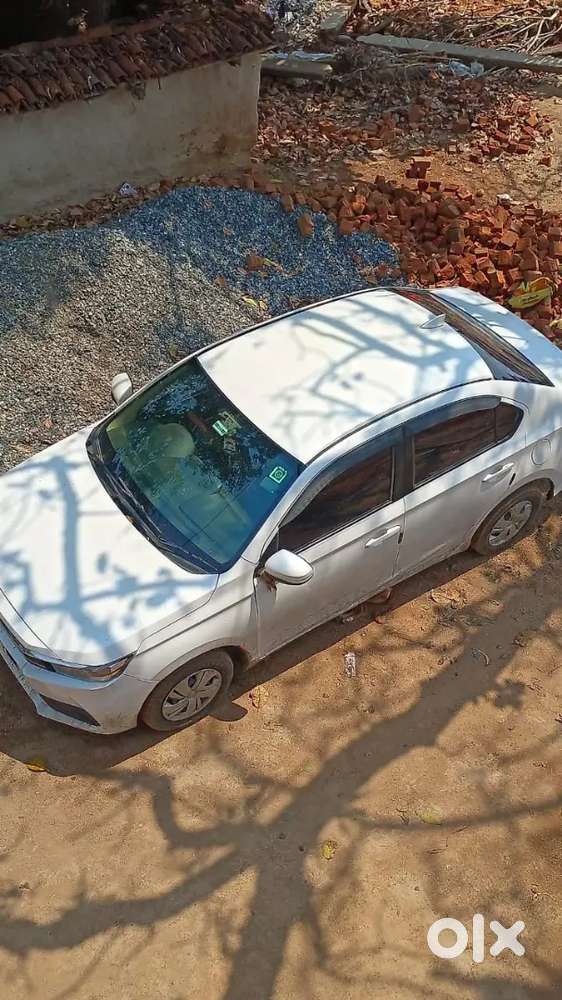 Honda Amaze 2023 Petrol 40000 Km Driven
