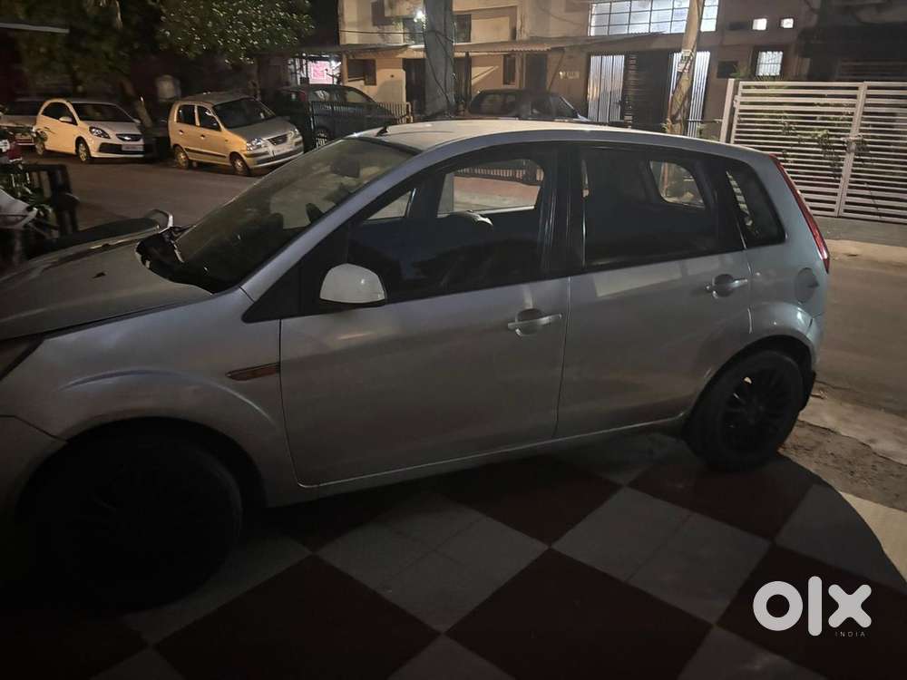 Ford Figo Petrol 2011