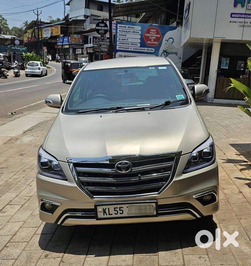 Toyota Innova 2.5 Vx 7 Seater Bs Iv, 2016, Diesel