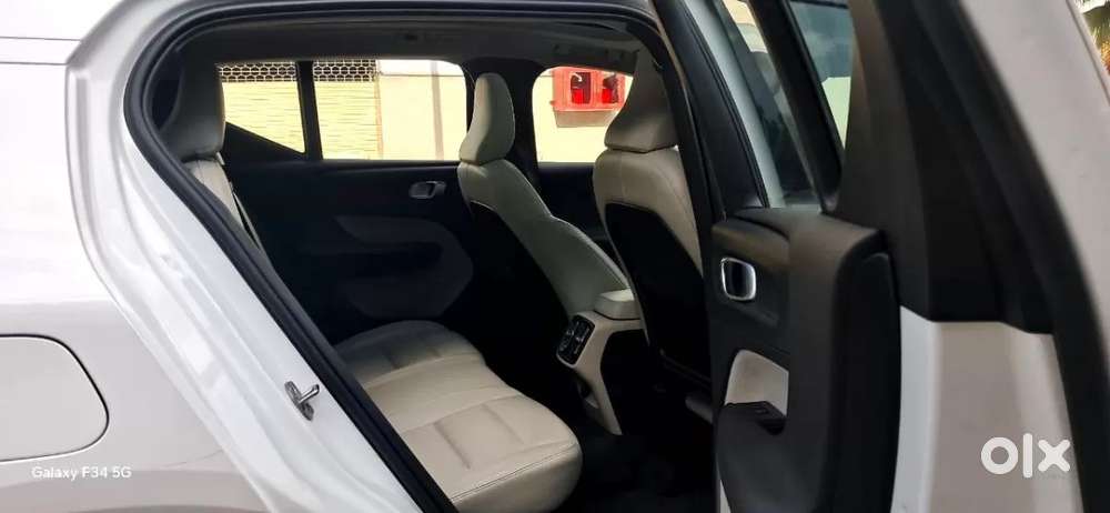 Volvo Xc40 B4 Ultimate, 2022, Petrol