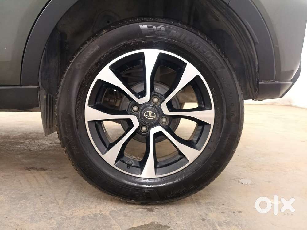 Tata Nexon 1.2 Revotron Xz Plus Dual Tone Roof (s), 2021, Petrol