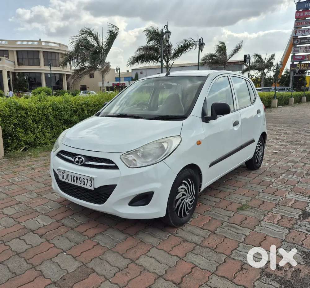 Hyundai I10 Sportz 2011 Model