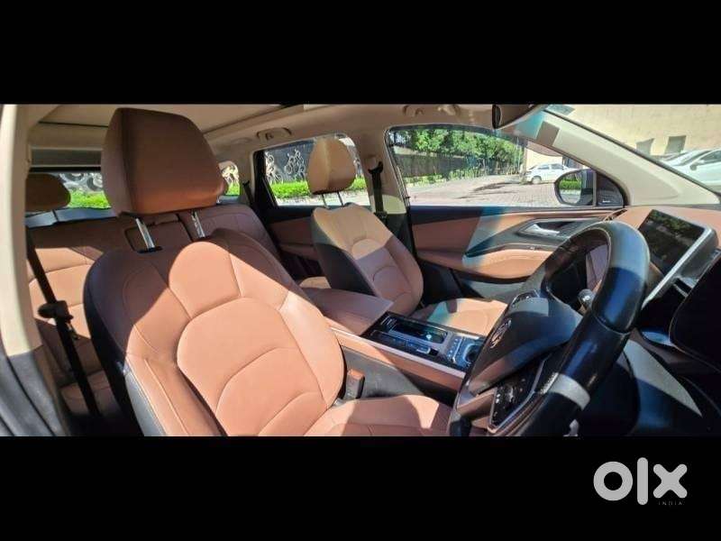 Mg Hector Plus Sharp Pro 1.5 Turbo Petrol Cvt 7 Str, 2024, Petrol