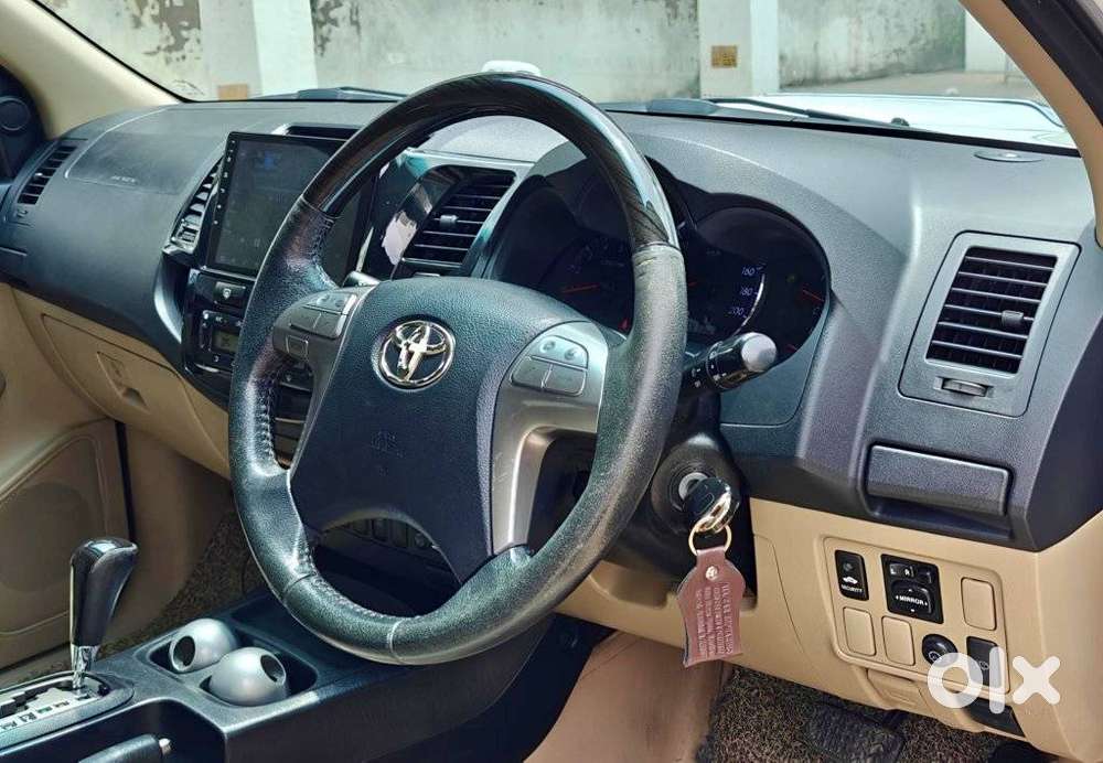 Toyota Fortuner 3.0 4x2 Automatic, 2015, Diesel
