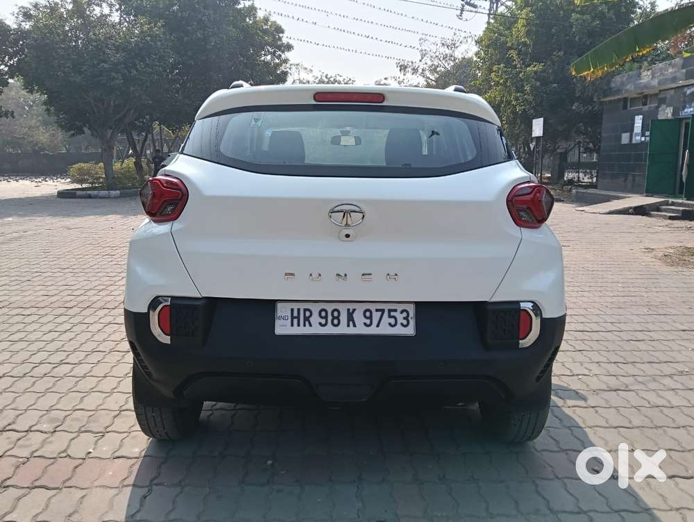 Tata Punch Accomplished, 2023, Petrol